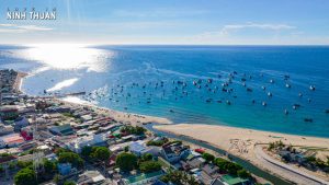 Biển Sơn Hải Mũi Dinh